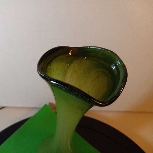 In Murano Style Art Glass Bulbous Vase Cottagecore Kitsch - Picture 4 of 8